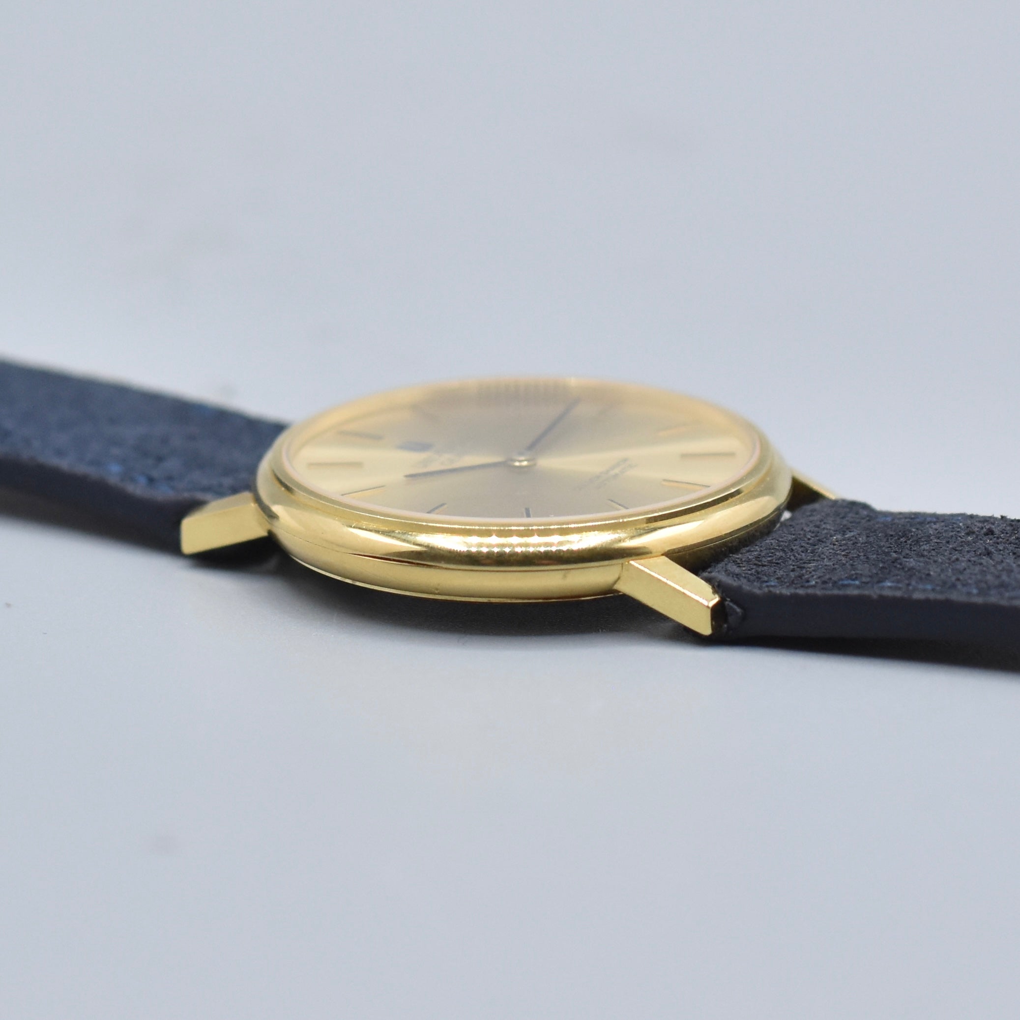 Universal Geneva Golden Shadow – Romain Rea