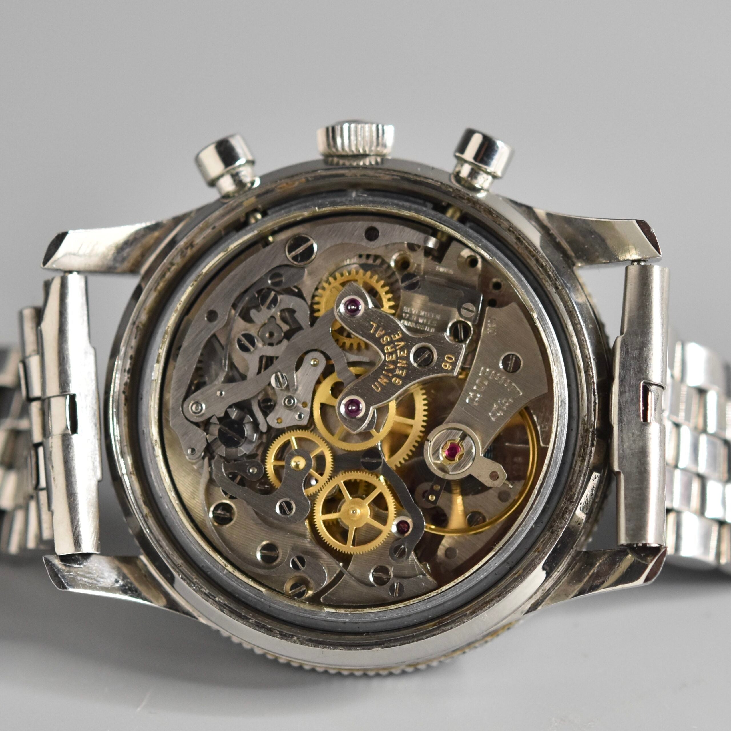 Universal Geneva Aero-Compax – Romain Rea