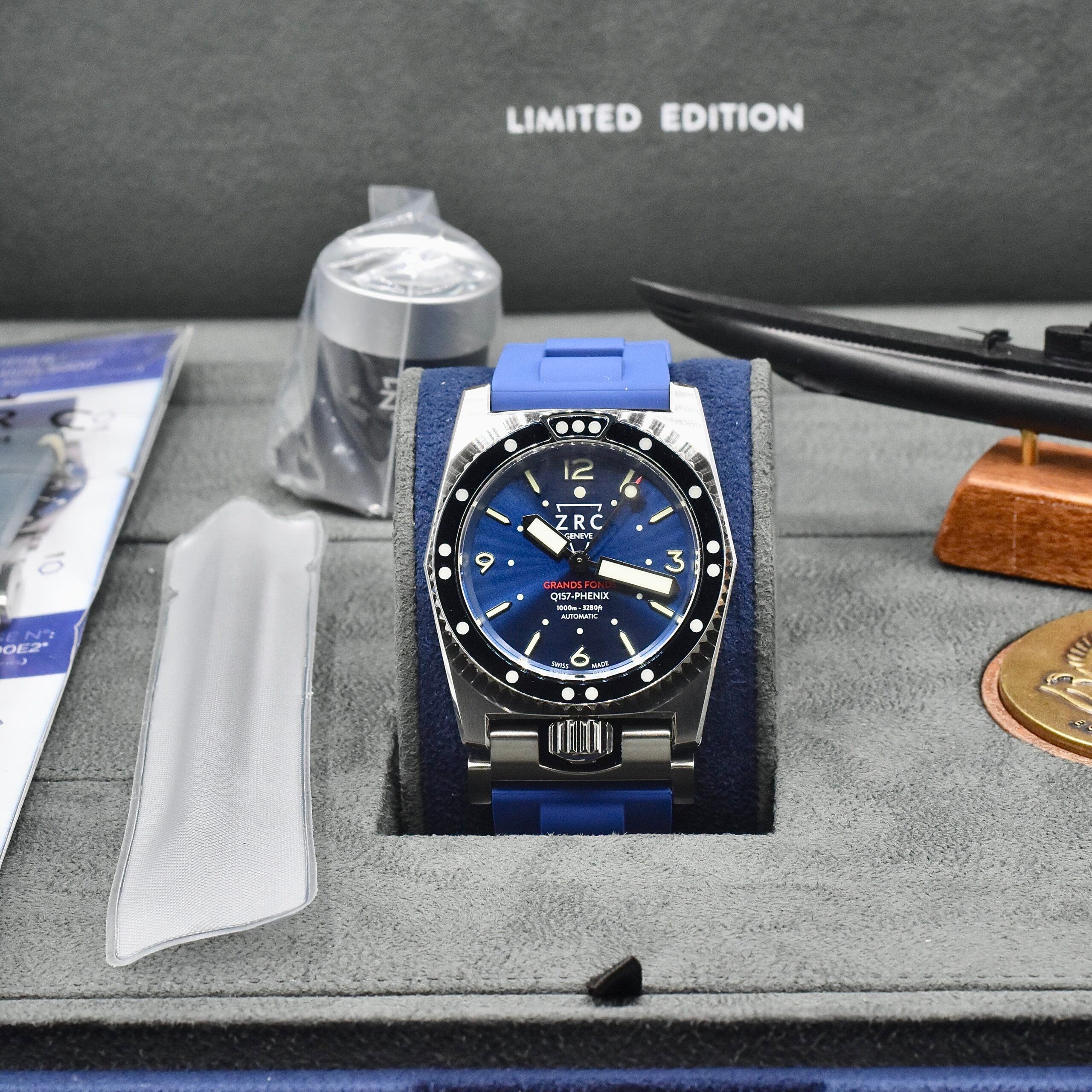 ZRC MN64 Q157 Phenix Limited Edition 42168ph Full set